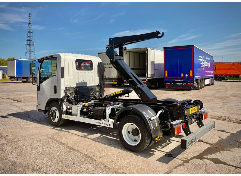 Isuzu M27 - شاحنة ذات خطاف: صورة 1 Isuzu M27 - شاحنة ذات خطاف: صورة 1