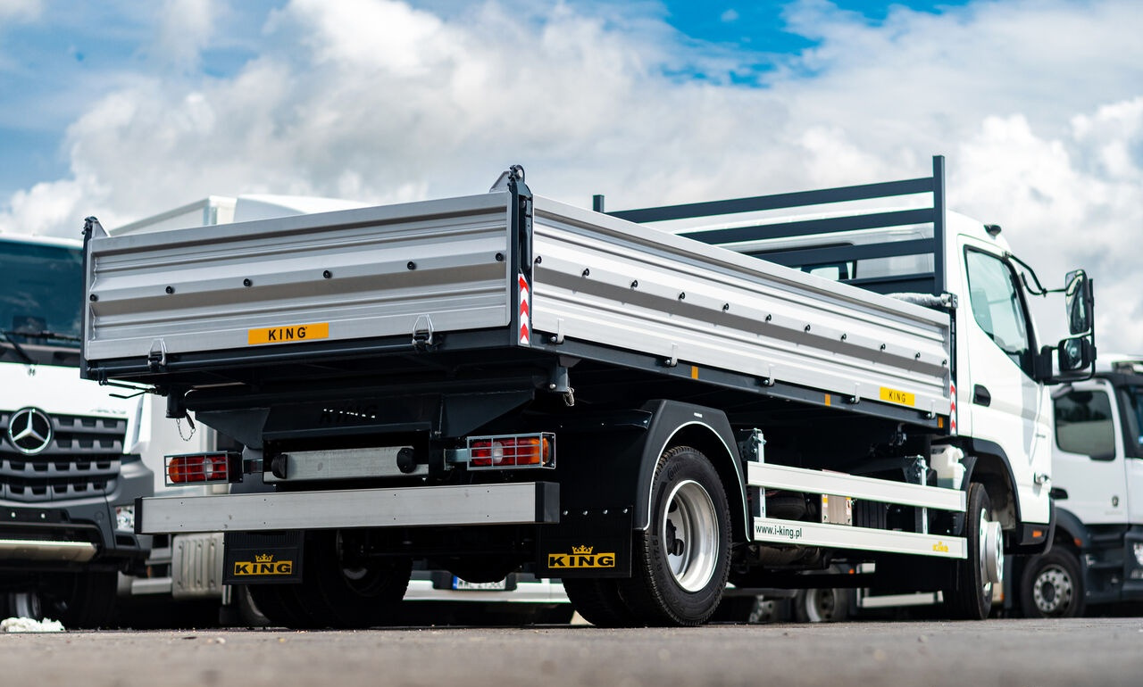 Mitsubishi Fuso 9C18 + KING 3-WAY TIPPER - شاحنة قلاب: صورة 1 Mitsubishi Fuso 9C18 + KING 3-WAY TIPPER - شاحنة قلاب: صورة 1