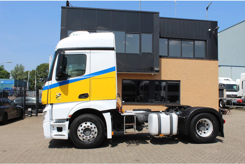 Mercedes-Benz Actros 1843 * RETARDER * 4X2 * - وحدة جر: صورة 2 Mercedes-Benz Actros 1843 * RETARDER * 4X2 * - وحدة جر: صورة 2