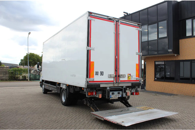 Mercedes-Benz Atego 1318 * MANUAL * CARRIER SUPRA 550 - شاحنة الفريزر: صورة 2 Mercedes-Benz Atego 1318 * MANUAL * CARRIER SUPRA 550 - شاحنة الفريزر: صورة 2