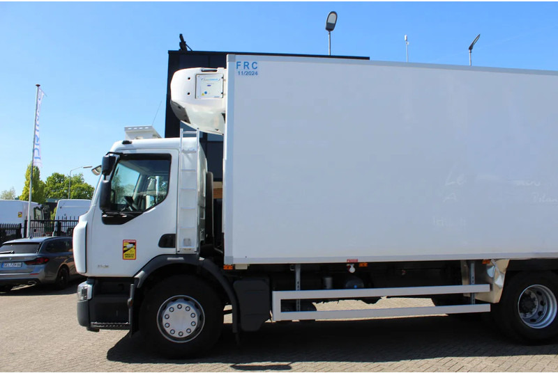Renault Premium 310 * EURO5 * CARRIER SUPRA 850 * 6X2 * MANUAUL * - شاحنة الفريزر: صورة 4 Renault Premium 310 * EURO5 * CARRIER SUPRA 850 * 6X2 * MANUAUL * - شاحنة الفريزر: صورة 4