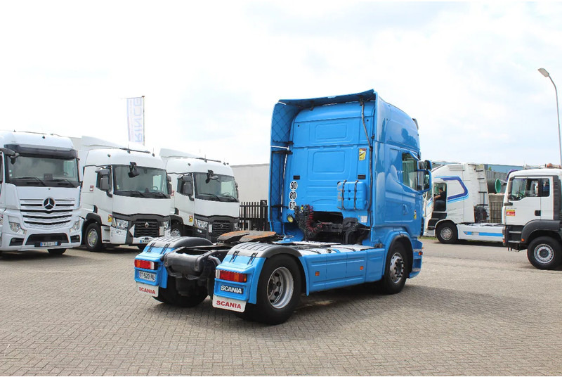 Scania R420 * RETARDER * 2 BED * 4X2 * MANUAL * - وحدة جر: صورة 4 Scania R420 * RETARDER * 2 BED * 4X2 * MANUAL * - وحدة جر: صورة 4