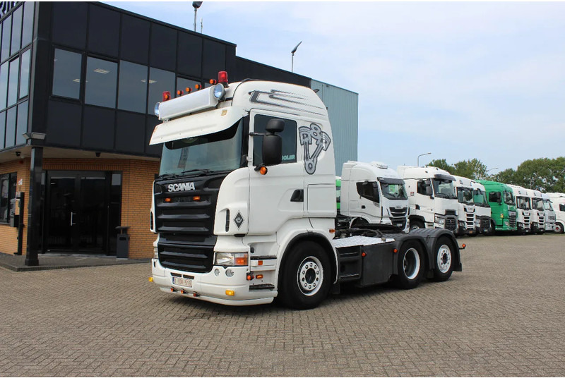 Scania R620-V8 * HYDRAULIC * 3 PEDAL * 6X2 * - وحدة جر: صورة 1 Scania R620-V8 * HYDRAULIC * 3 PEDAL * 6X2 * - وحدة جر: صورة 1