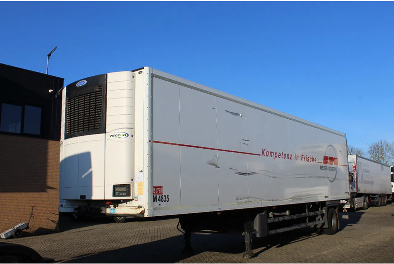 Schmitz Cargobull * 1 AXLE * VECTOR 1950 MT * - نصف مقطورة مُبرِّدة: صورة 1 Schmitz Cargobull * 1 AXLE * VECTOR 1950 MT * - نصف مقطورة مُبرِّدة: صورة 1