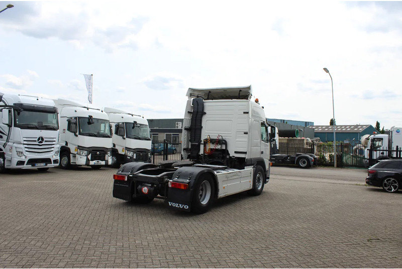 Volvo FM 380 * hydraulic * 4x2 * - وحدة جر: صورة 4 Volvo FM 380 * hydraulic * 4x2 * - وحدة جر: صورة 4