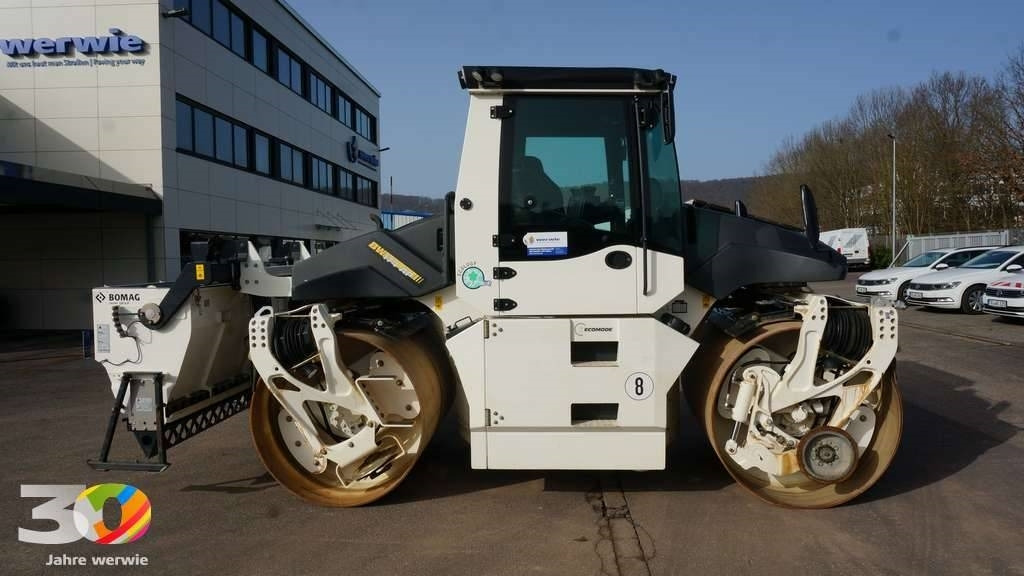 Bomag BW 174 AP-4i AM - مدحلة اسفلت: صورة 1 Bomag BW 174 AP-4i AM - مدحلة اسفلت: صورة 1