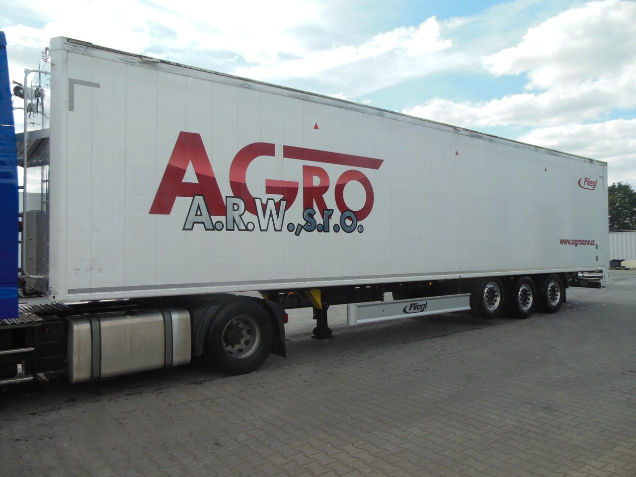Fliegl SDS 390, 95m3, SAF, 2 STÜCK AM LAGER - نصف مقطورة مباشرة: صورة 2 Fliegl SDS 390, 95m3, SAF, 2 STÜCK AM LAGER - نصف مقطورة مباشرة: صورة 2