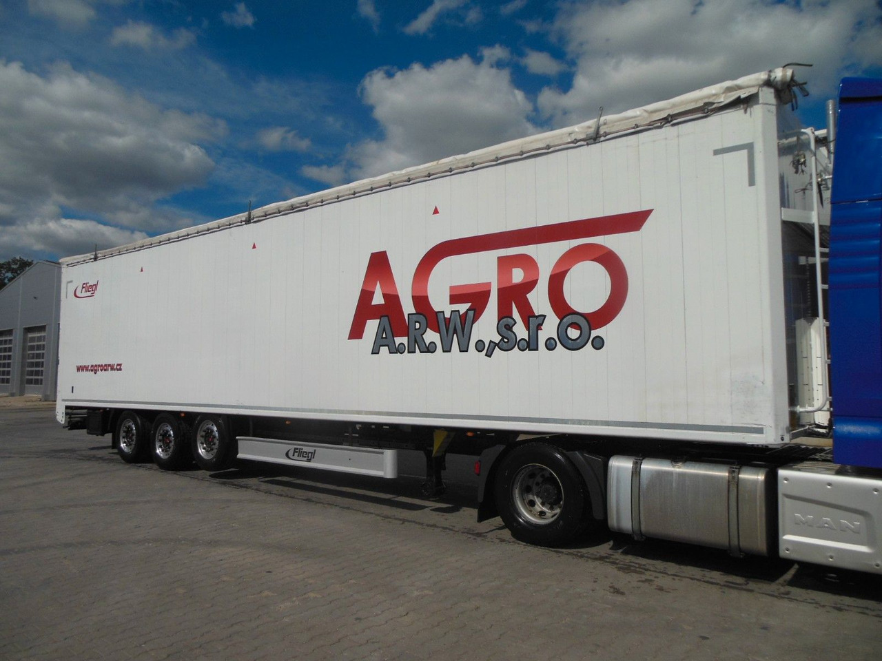Fliegl SDS 390, 95m3, SAF, 2 STÜCK AM LAGER - نصف مقطورة مباشرة: صورة 3 Fliegl SDS 390, 95m3, SAF, 2 STÜCK AM LAGER - نصف مقطورة مباشرة: صورة 3
