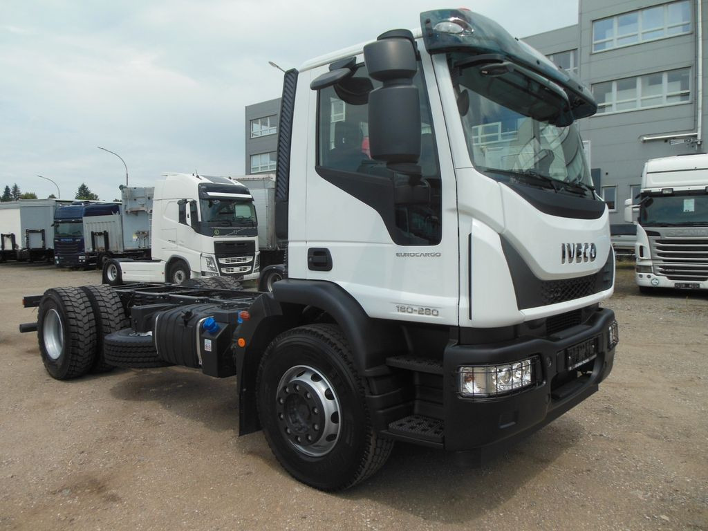 Iveco EUROCARGO ML 180E28/P, PTO - شاحنة هيكل كابينة: صورة 2 Iveco EUROCARGO ML 180E28/P, PTO - شاحنة هيكل كابينة: صورة 2