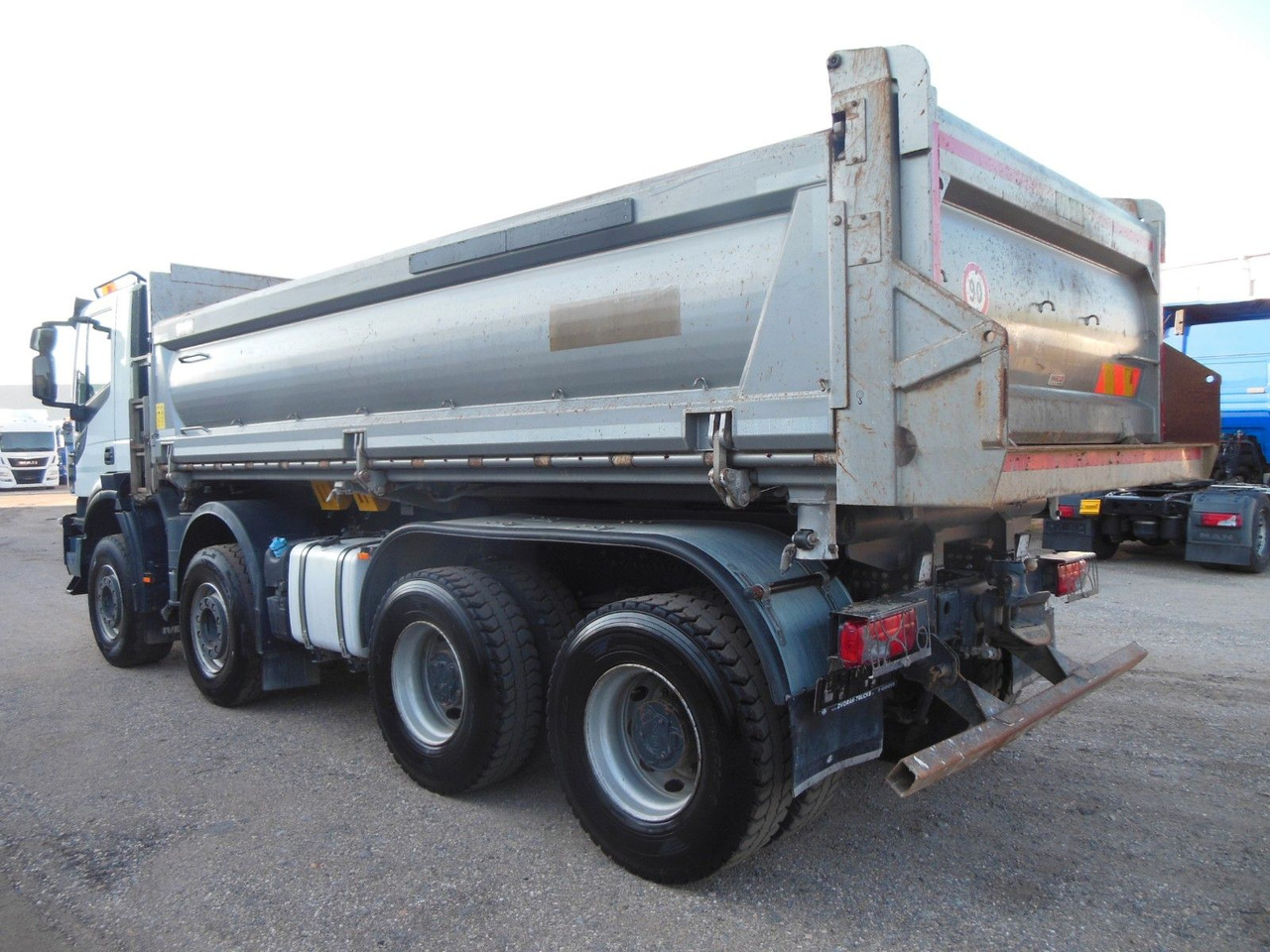 Iveco STRALIS X-WAY 480, 8X4, BORDMATIC, AHK, TOP!!! - شاحنة قلاب: صورة 4 Iveco STRALIS X-WAY 480, 8X4, BORDMATIC, AHK, TOP!!! - شاحنة قلاب: صورة 4