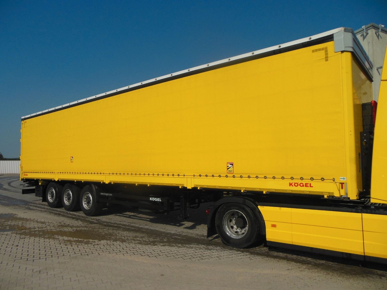Kögel SN 24, BORDWÄNDE 700 MM, HUBDACH!!! TOP - نصف مقطورة ستارة: صورة 3 Kögel SN 24, BORDWÄNDE 700 MM, HUBDACH!!! TOP - نصف مقطورة ستارة: صورة 3