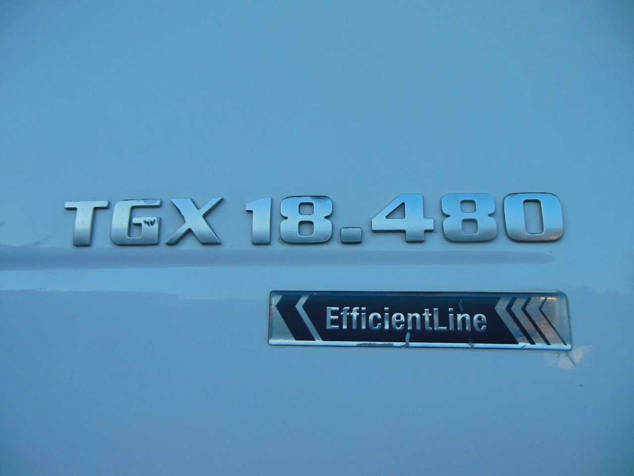 MAN TGX 18.480 LLS-U, LOWDECK + KRONE MEGA MAN TGX 18.480 LLS-U, LOWDECK - وحدة جر: صورة 5 MAN TGX 18.480 LLS-U, LOWDECK + KRONE MEGA MAN TGX 18.480 LLS-U, LOWDECK - وحدة جر: صورة 5