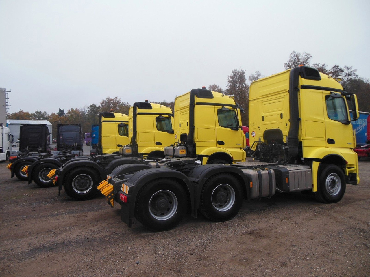 Mercedes-Benz 3353 ACTROS, 6X4, TRK, SET 120 TON, WIE NEUE!E!! - وحدة جر: صورة 3 Mercedes-Benz 3353 ACTROS, 6X4, TRK, SET 120 TON, WIE NEUE!E!! - وحدة جر: صورة 3