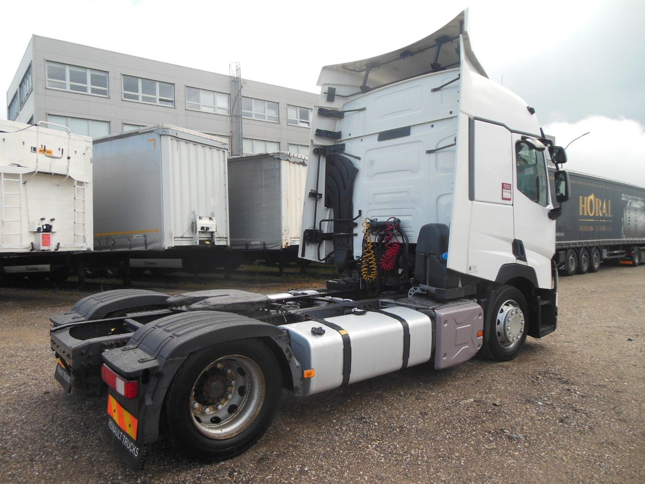 Renault T 480, LOWDECK, NEUE TACHO SMART 2 - وحدة جر: صورة 3 Renault T 480, LOWDECK, NEUE TACHO SMART 2 - وحدة جر: صورة 3