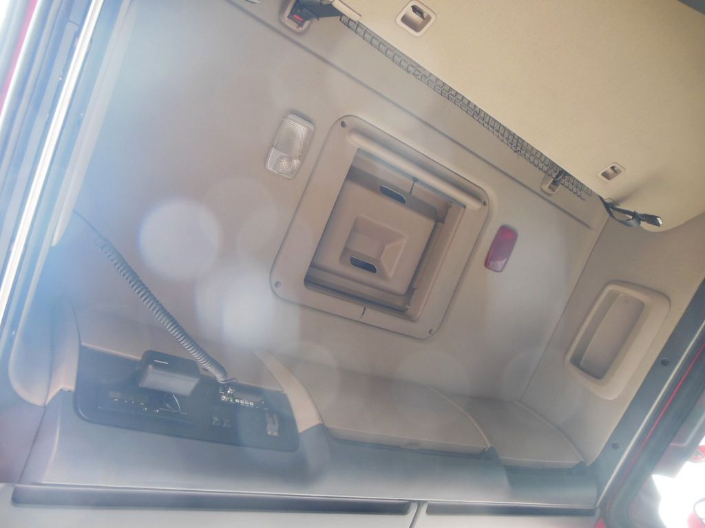 Scania R450,6X4, KRAN, EPSILON 170 + UMIKOV TELESKOP Scania R450,6X4, KRAN, EPSILON 170 + UMIKOV TELESKOP: صورة 17 Scania R450,6X4, KRAN, EPSILON 170 + UMIKOV TELESKOP Scania R450,6X4, KRAN, EPSILON 170 + UMIKOV TELESKOP: صورة 17