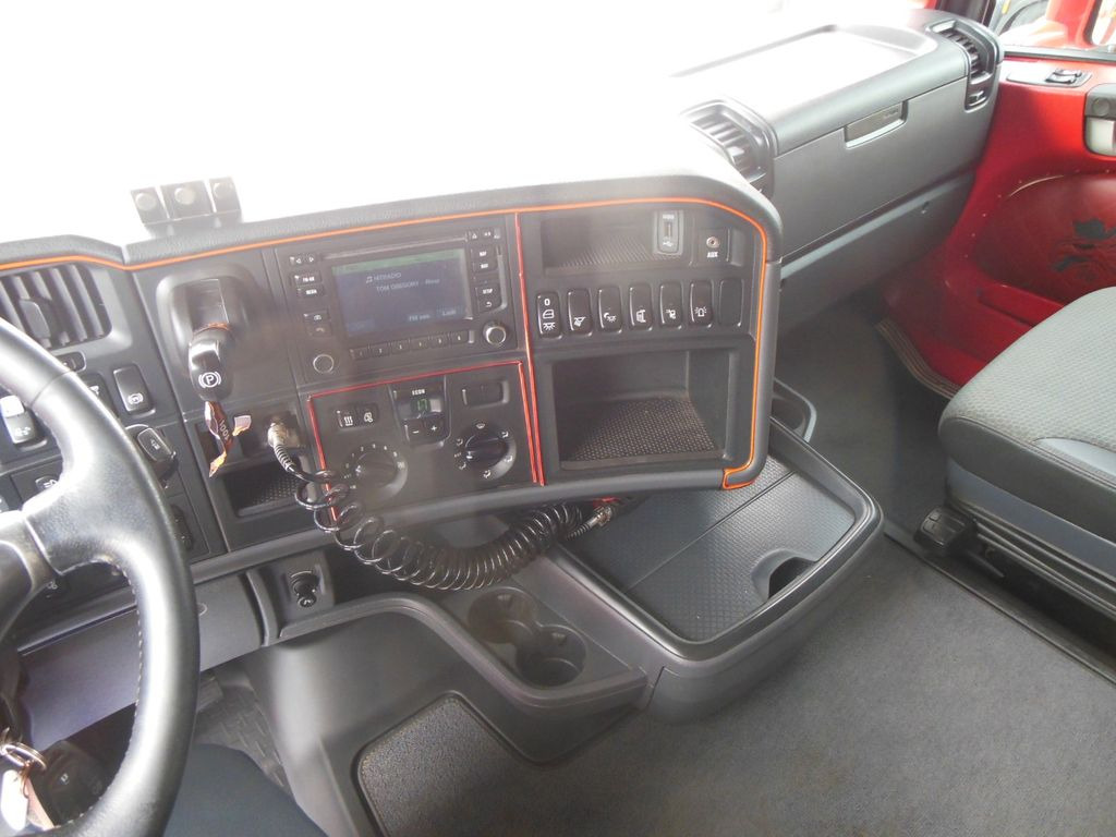 Scania R450,6X4, KRAN, EPSILON 170 + UMIKOV TELESKOP Scania R450,6X4, KRAN, EPSILON 170 + UMIKOV TELESKOP: صورة 23 Scania R450,6X4, KRAN, EPSILON 170 + UMIKOV TELESKOP Scania R450,6X4, KRAN, EPSILON 170 + UMIKOV TELESKOP: صورة 23