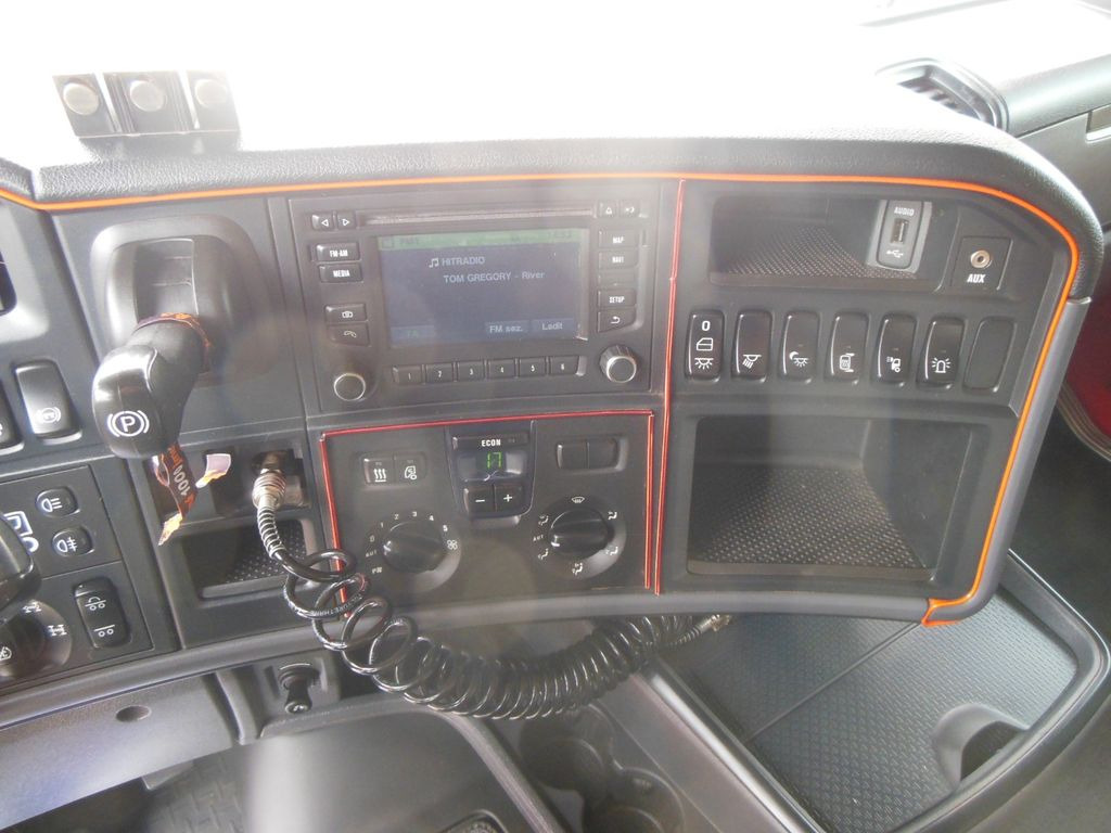 Scania R450,6X4, KRAN, EPSILON 170 + UMIKOV TELESKOP Scania R450,6X4, KRAN, EPSILON 170 + UMIKOV TELESKOP: صورة 22 Scania R450,6X4, KRAN, EPSILON 170 + UMIKOV TELESKOP Scania R450,6X4, KRAN, EPSILON 170 + UMIKOV TELESKOP: صورة 22