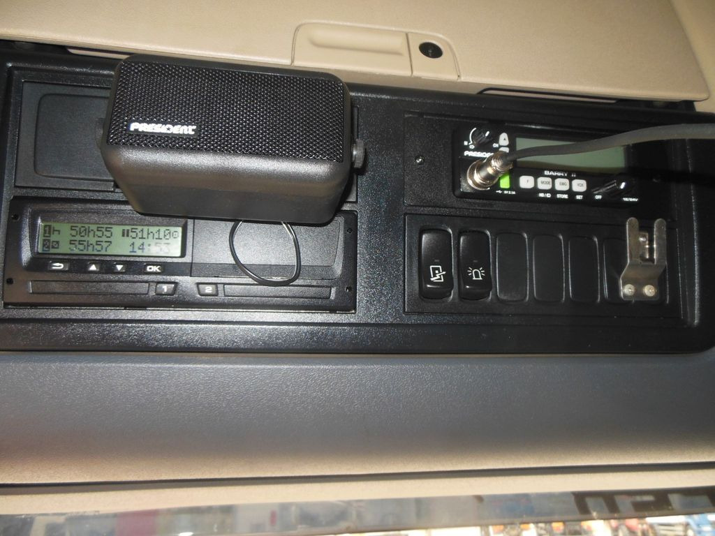 Scania R450,6X4, KRAN, EPSILON 170 + UMIKOV TELESKOP Scania R450,6X4, KRAN, EPSILON 170 + UMIKOV TELESKOP: صورة 24 Scania R450,6X4, KRAN, EPSILON 170 + UMIKOV TELESKOP Scania R450,6X4, KRAN, EPSILON 170 + UMIKOV TELESKOP: صورة 24