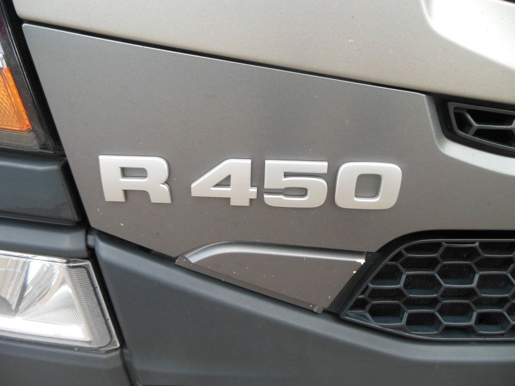 Scania R450 LOWDECK, RETARDER, STANDKLIMA, VOLL LUFT Scania R450 LOWDECK, RETARDER, STANDKLIMA, VOLL LUFT - وحدة جر: صورة 5 Scania R450 LOWDECK, RETARDER, STANDKLIMA, VOLL LUFT Scania R450 LOWDECK, RETARDER, STANDKLIMA, VOLL LUFT - وحدة جر: صورة 5