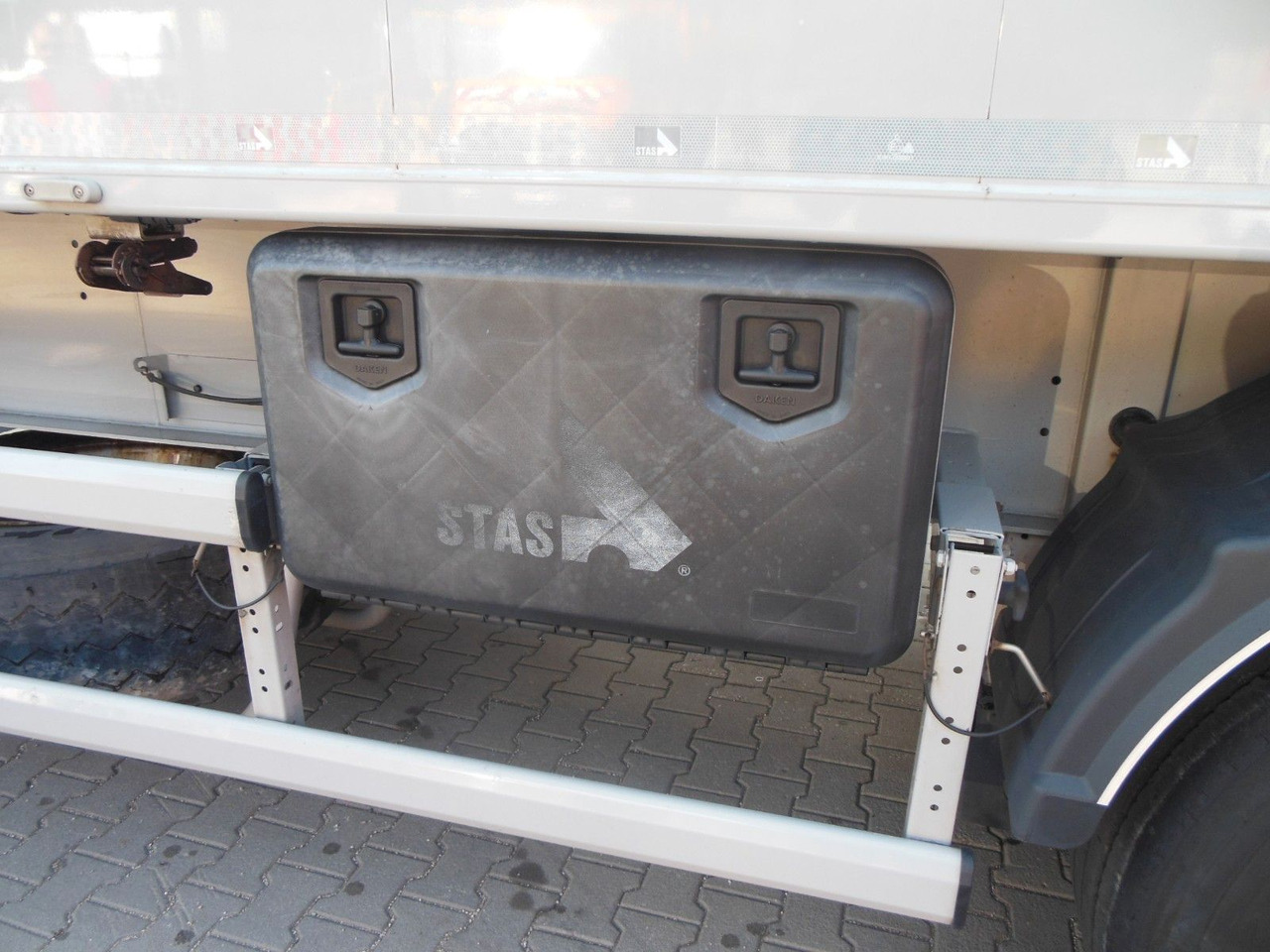 قلابة نصف مقطورة نصف مقطورة قلابة Stas S300CX, 49m3, ADR, 9 TONE ACHSEN,WIE NEUE-TOP!!!: صورة 11 قلابة نصف مقطورة نصف مقطورة قلابة Stas S300CX, 49m3, ADR, 9 TONE ACHSEN,WIE NEUE-TOP!!!: صورة 11