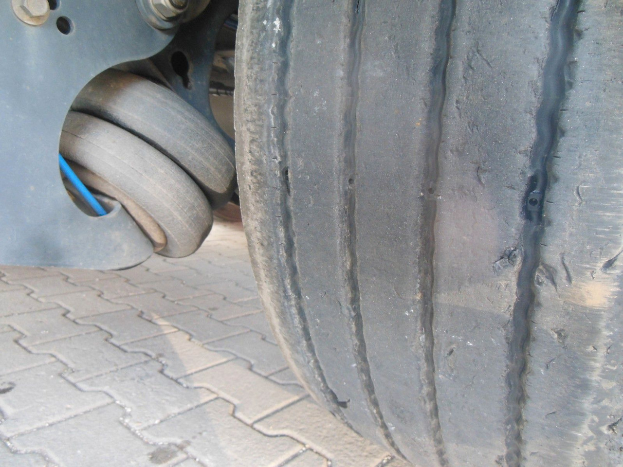 قلابة نصف مقطورة نصف مقطورة قلابة Stas S300CX, 49m3, ADR, 9 TONE ACHSEN,WIE NEUE-TOP!!!: صورة 6 قلابة نصف مقطورة نصف مقطورة قلابة Stas S300CX, 49m3, ADR, 9 TONE ACHSEN,WIE NEUE-TOP!!!: صورة 6