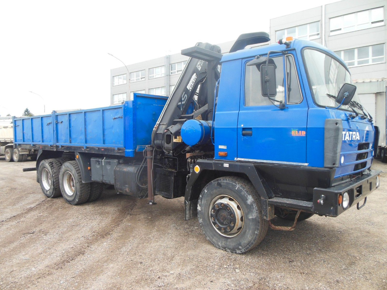 Tatra T 815, 6X6, HIAB 144 B - 3 DUO - شاحنات مسطحة, شاحنة كرين: صورة 2 Tatra T 815, 6X6, HIAB 144 B - 3 DUO - شاحنات مسطحة, شاحنة كرين: صورة 2