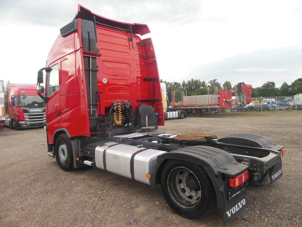 Volvo FH 13/500, LOWDECK, GLOBE XL, I PARK COOL, TOP!! Volvo FH 13/500, LOWDECK, GLOBE XL, I PARK COOL, TOP!! - وحدة جر: صورة 4 Volvo FH 13/500, LOWDECK, GLOBE XL, I PARK COOL, TOP!! Volvo FH 13/500, LOWDECK, GLOBE XL, I PARK COOL, TOP!! - وحدة جر: صورة 4