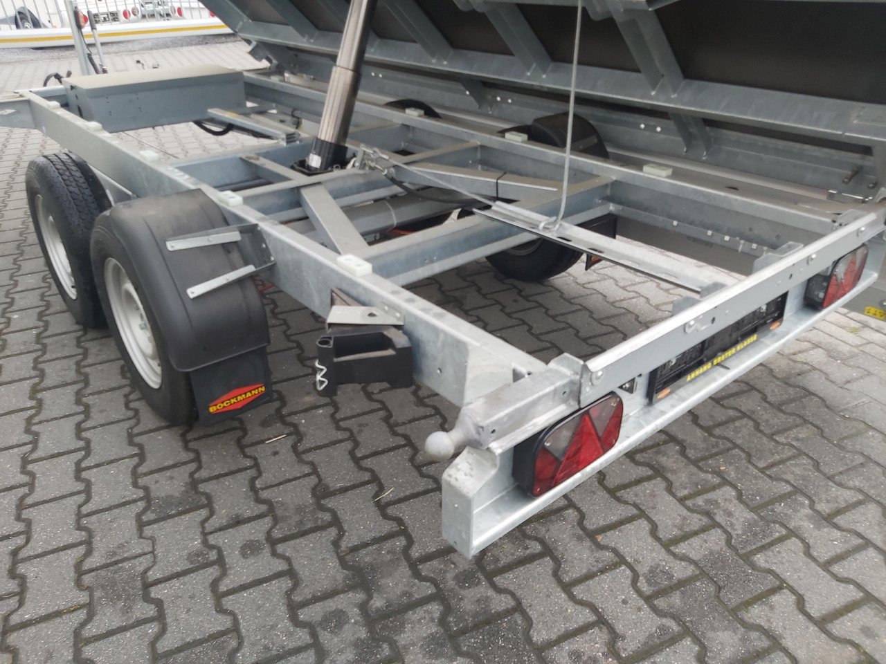مقطورة قلاب Böckmann Kipper DK AL 3718/35 Profi 374x180x35cm Elektrisch + NHP (L) 3500kg Modell 2024: صورة 11