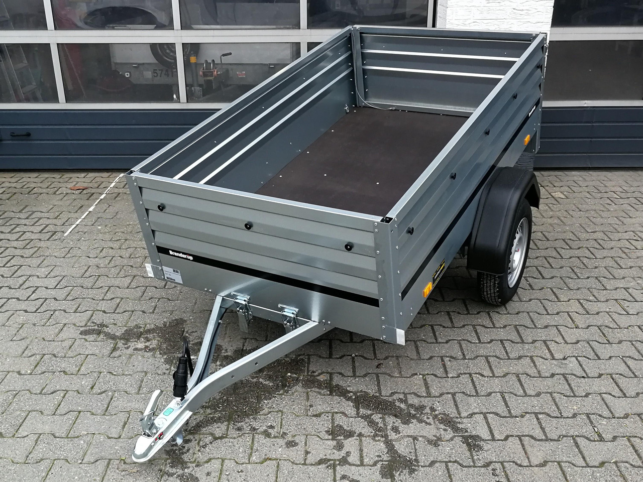 Brenderup 1205 S XLUB 750 Klappdeichselanhänger 204x116x55cm hohe Bordwände 750kg Januar Aktion - مقطورة سيارة: صورة 2 Brenderup 1205 S XLUB 750 Klappdeichselanhänger 204x116x55cm hohe Bordwände 750kg Januar Aktion - مقطورة سيارة: صورة 2