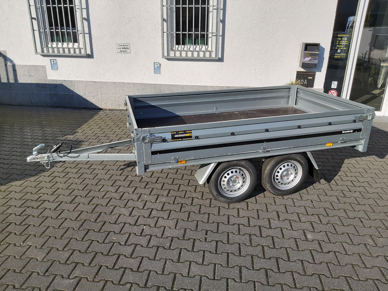 Brenderup 3251 STU 750 250x142x35cm Tandemachse 13" (S) 750kg - مقطورات مسطحة: صورة 2 Brenderup 3251 STU 750 250x142x35cm Tandemachse 13" (S) 750kg - مقطورات مسطحة: صورة 2