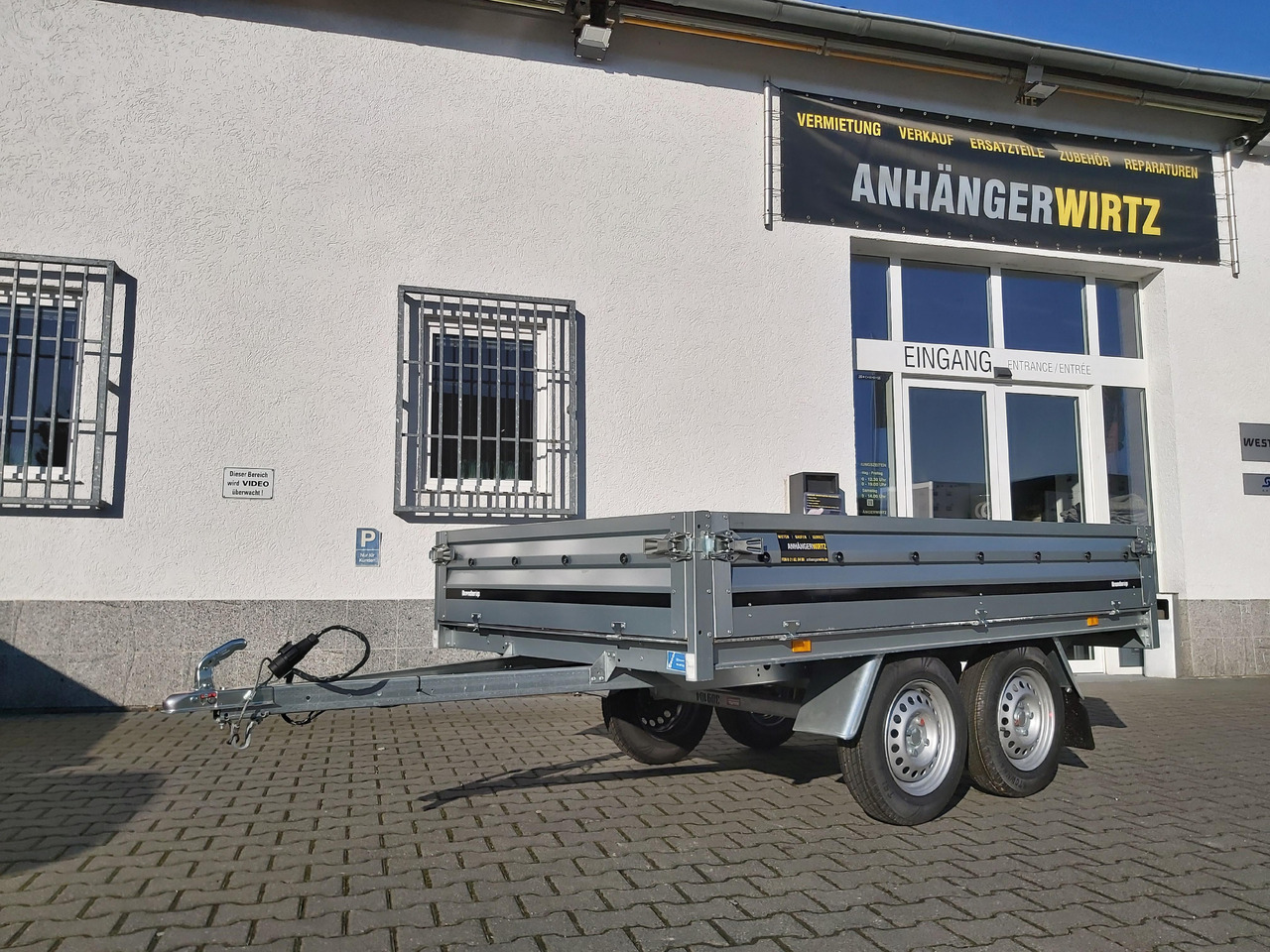 Brenderup 3251 STU 750 250x142x35cm Tandemachse 13" (S) 750kg - مقطورات مسطحة: صورة 1 Brenderup 3251 STU 750 250x142x35cm Tandemachse 13" (S) 750kg - مقطورات مسطحة: صورة 1