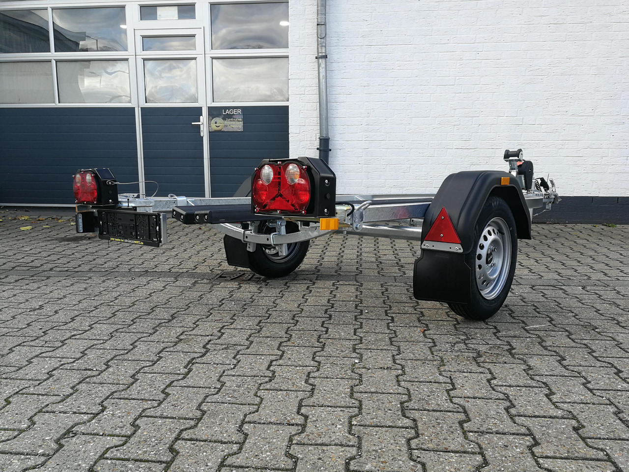 Brenderup Boot Jetski Trailer 8815UB PWC10750UBRX Langauflagen Seilwinde ( Gurtband) 750kg 311367 - مقطورة القارب: صورة 4 Brenderup Boot Jetski Trailer 8815UB PWC10750UBRX Langauflagen Seilwinde ( Gurtband) 750kg 311367 - مقطورة القارب: صورة 4