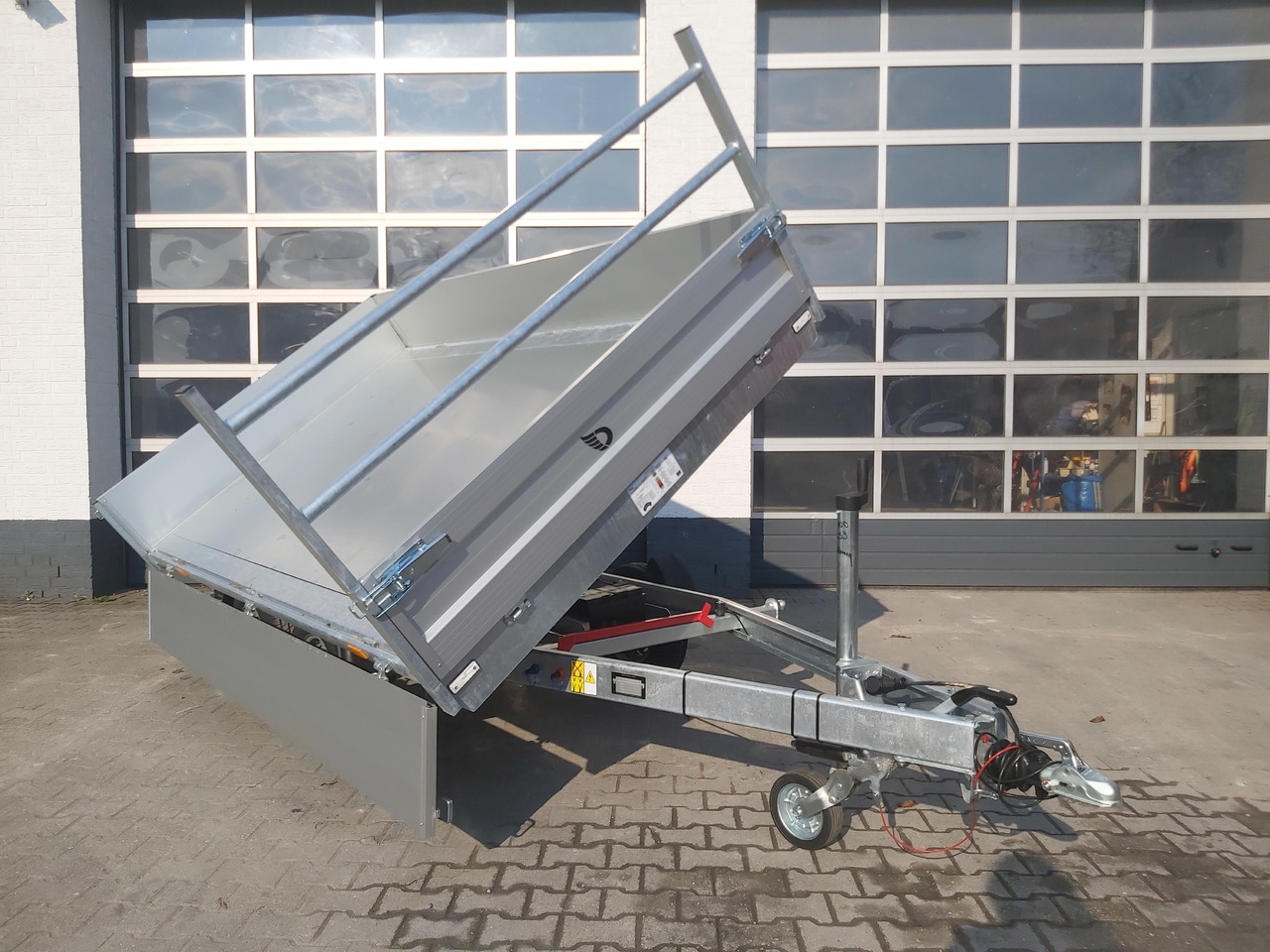 Cheval Liberte Debon Kipper PW 2.4 Basic Elektro 305x180x35cm 2600kg Modell 2024 - مقطورة قلاب: صورة 2 Cheval Liberte Debon Kipper PW 2.4 Basic Elektro 305x180x35cm 2600kg Modell 2024 - مقطورة قلاب: صورة 2