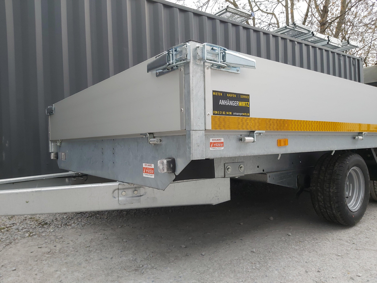 Hochlader 356x200x30cm Lfh: 56cm 10" (L) 2700kg - مقطورات مسطحة: صورة 2 Hochlader 356x200x30cm Lfh: 56cm 10" (L) 2700kg - مقطورات مسطحة: صورة 2