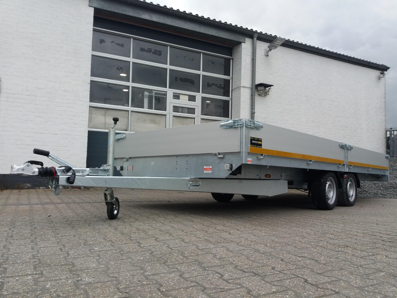 مقطورات مسطحة Hochlader 506x200x30cm niedrig Fahrwerk 13" Lfh 63cm (XXL) 3000kg Aktion Abverkauf: صورة 9