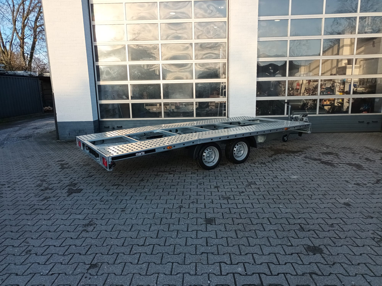 Martz GT UNIDECK PLUS 450/2 S 2,7T Lohr Stahl Fahrschienen Winde 13" 2700kg - مقطورة شحن نقل السيارات: صورة 5 Martz GT UNIDECK PLUS 450/2 S 2,7T Lohr Stahl Fahrschienen Winde 13" 2700kg - مقطورة شحن نقل السيارات: صورة 5