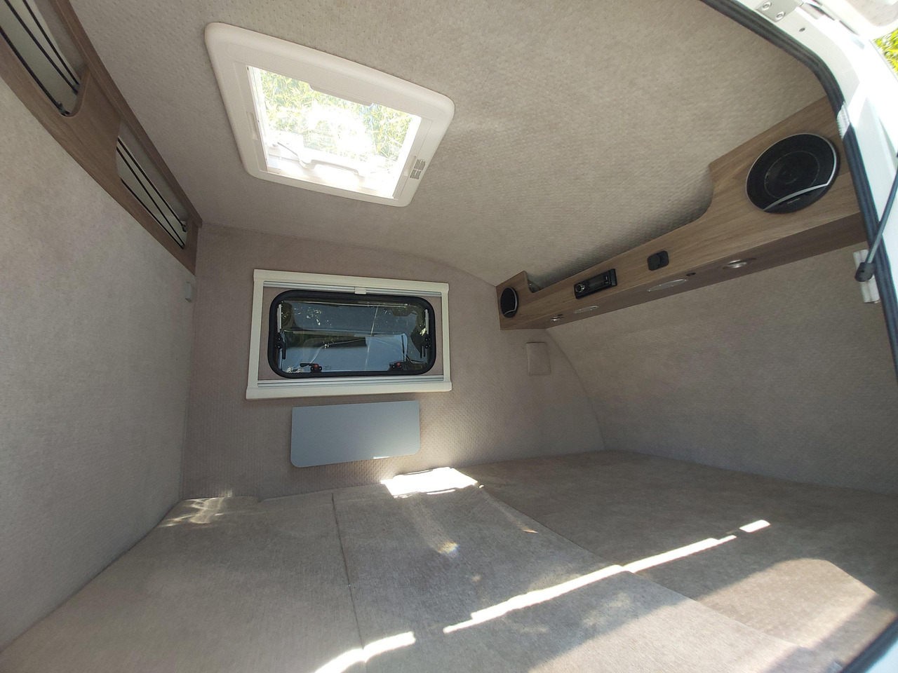 كرفان سحب Mini Camper Mini Tommy TMC25 Basic V1 252x140x121cm Küche 100km/H 750kg ohne Bremse Winter Aktion: صورة 10