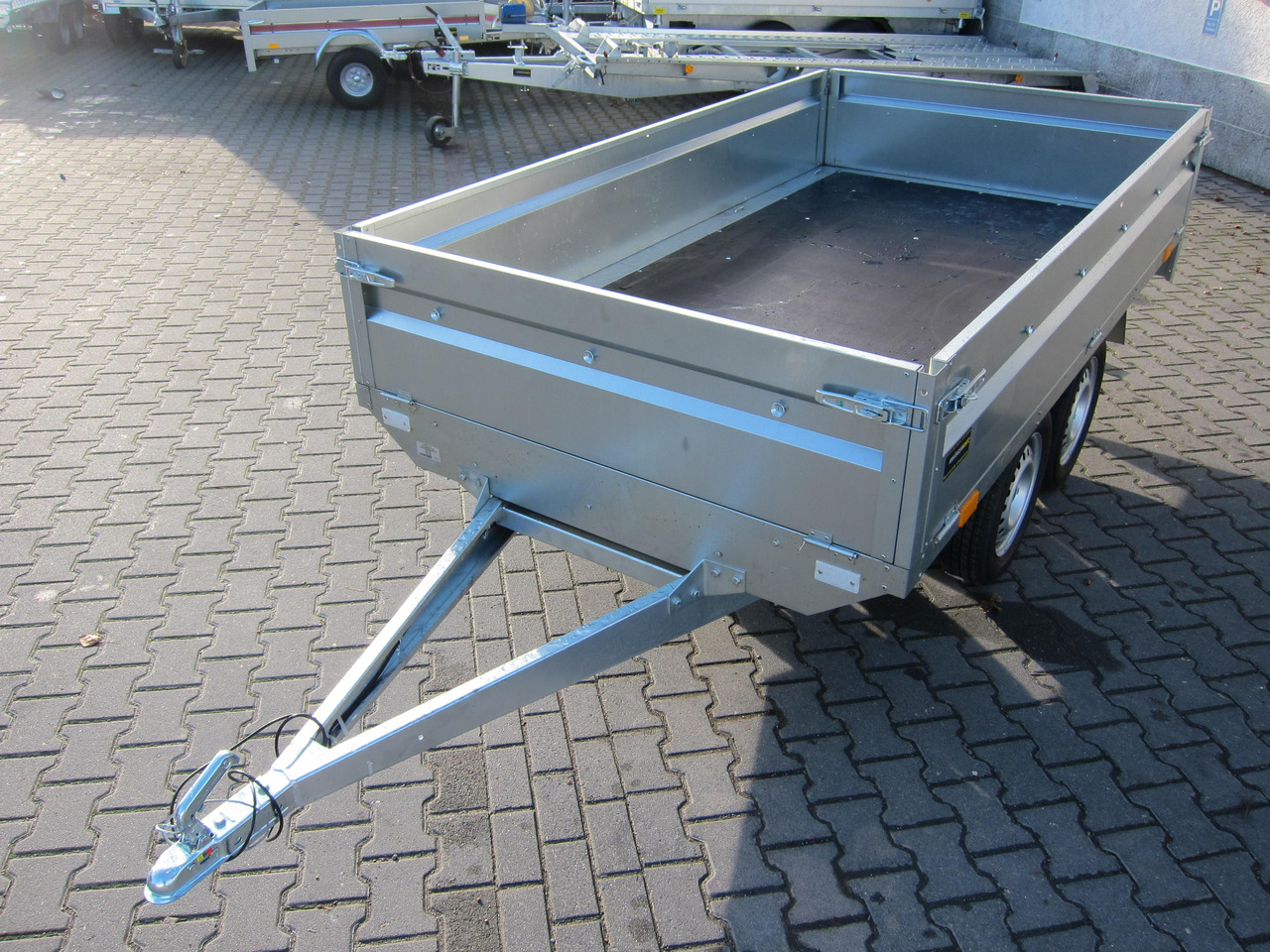 Pritschenanhänger Trailstar Nordica 263 263x144x40cm (S) 750kg Tandem Aktion - مقطورات مسطحة: صورة 4 Pritschenanhänger Trailstar Nordica 263 263x144x40cm (S) 750kg Tandem Aktion - مقطورات مسطحة: صورة 4