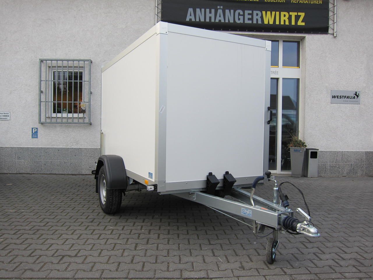 WM Meyer Koffer AZ 1325/126 S30 251x126x150cm (S) 1300kg Modell 2024 Januar Aktion - مقطورة صندوق مغلق: صورة 5 WM Meyer Koffer AZ 1325/126 S30 251x126x150cm (S) 1300kg Modell 2024 Januar Aktion - مقطورة صندوق مغلق: صورة 5