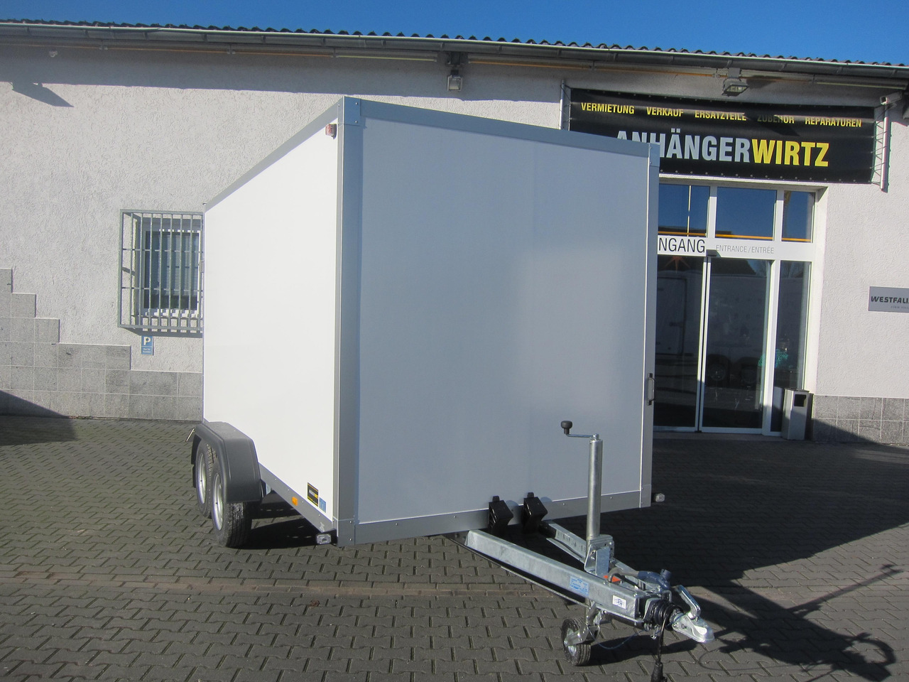 WM Meyer Koffer AZ 2740/185 S35 + Heckrampe 401x185x205cm (XL) 2700kg Januar Aktion Modell 2024 - مقطورة صندوق مغلق: صورة 3 WM Meyer Koffer AZ 2740/185 S35 + Heckrampe 401x185x205cm (XL) 2700kg Januar Aktion Modell 2024 - مقطورة صندوق مغلق: صورة 3