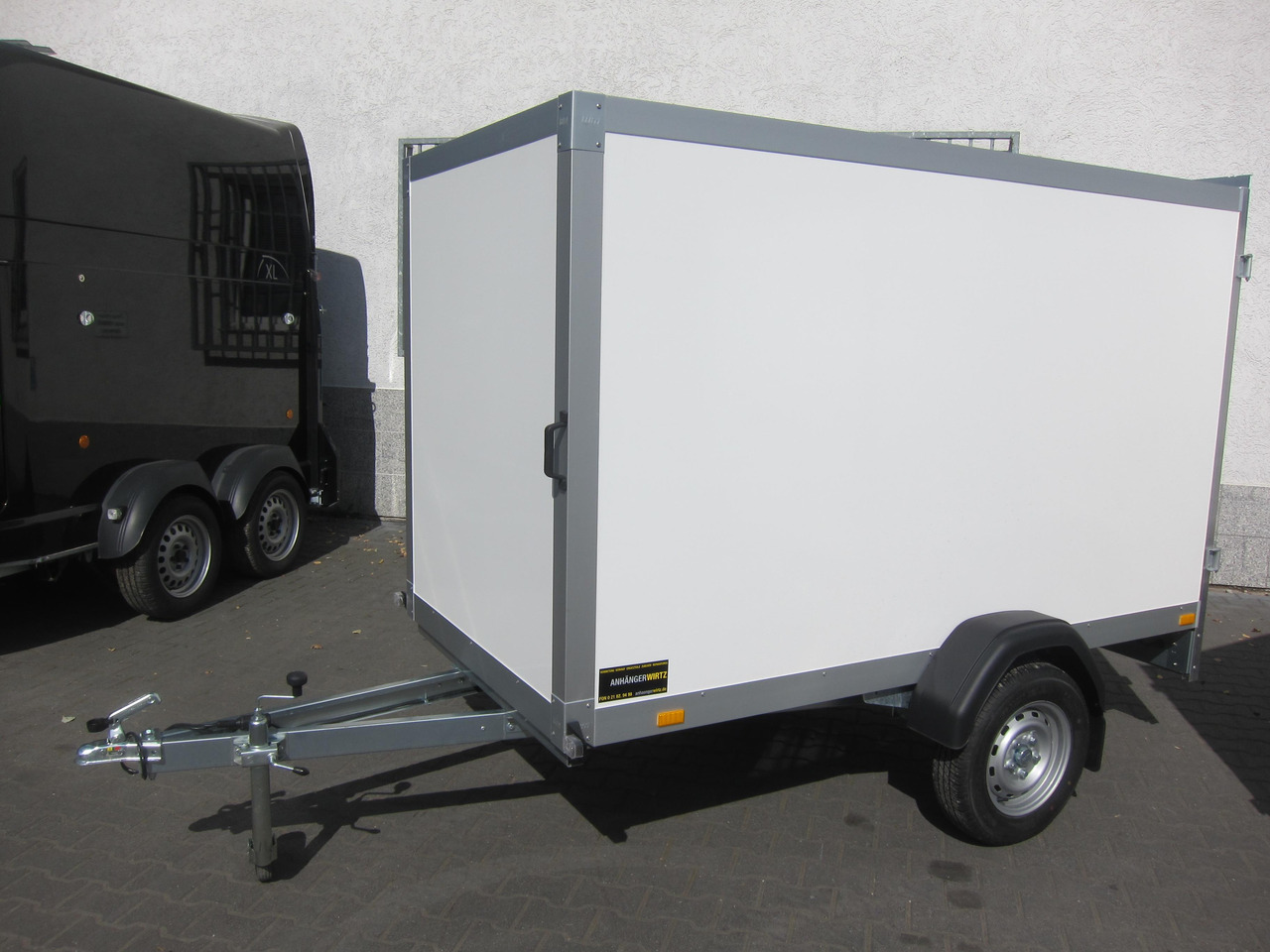 WM Meyer Koffer AZ 7525/126 150 S30 251x126x150cm (S) 750kg online Aktion Modell 2024 - مقطورة صندوق مغلق: صورة 3 WM Meyer Koffer AZ 7525/126 150 S30 251x126x150cm (S) 750kg online Aktion Modell 2024 - مقطورة صندوق مغلق: صورة 3