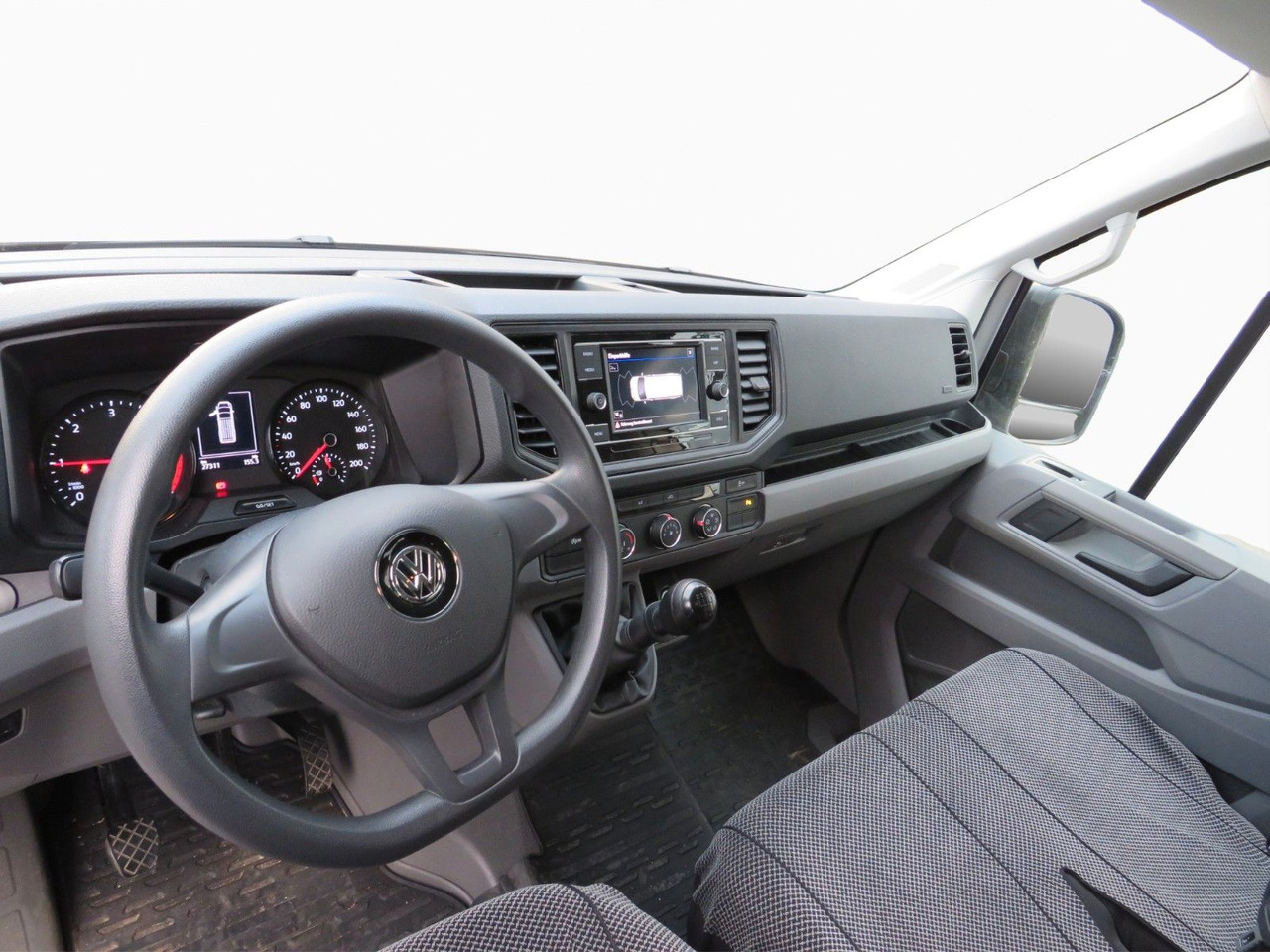 Volkswagen Crafter 35 L4H3 Doka Kasten Volkswagen Crafter 35 L4H3 Doka Kasten - فان, الشاحنات الصغيرة كابينة مزدوجة: صورة 2 Volkswagen Crafter 35 L4H3 Doka Kasten Volkswagen Crafter 35 L4H3 Doka Kasten - فان, الشاحنات الصغيرة كابينة مزدوجة: صورة 2