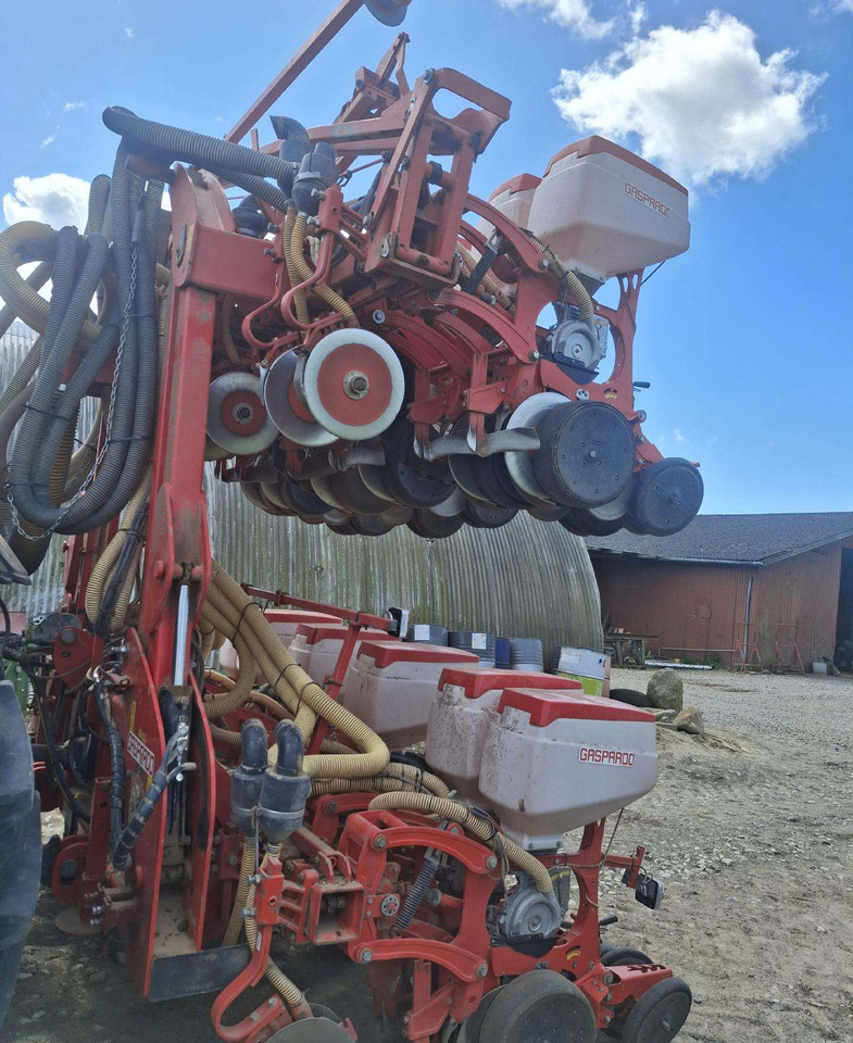 Gaspardo MTI 12 - آلة نثر البذور الدقيقة: صورة 1 Gaspardo MTI 12 - آلة نثر البذور الدقيقة: صورة 1