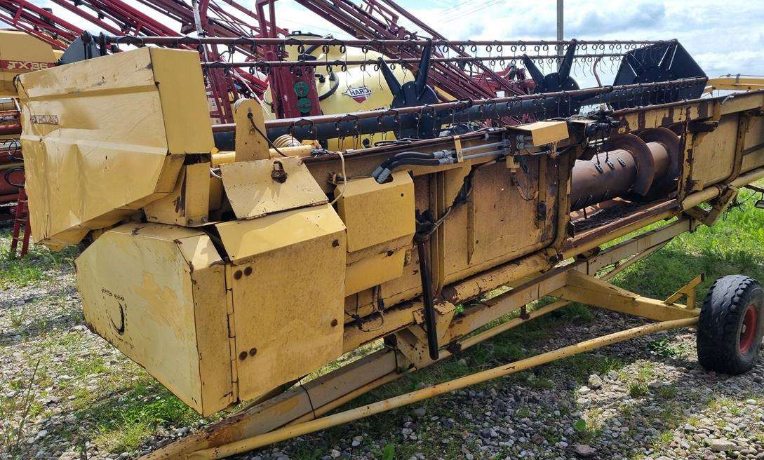 حصادة موحَّدة New Holland TX36: صورة 7 حصادة موحَّدة New Holland TX36: صورة 7