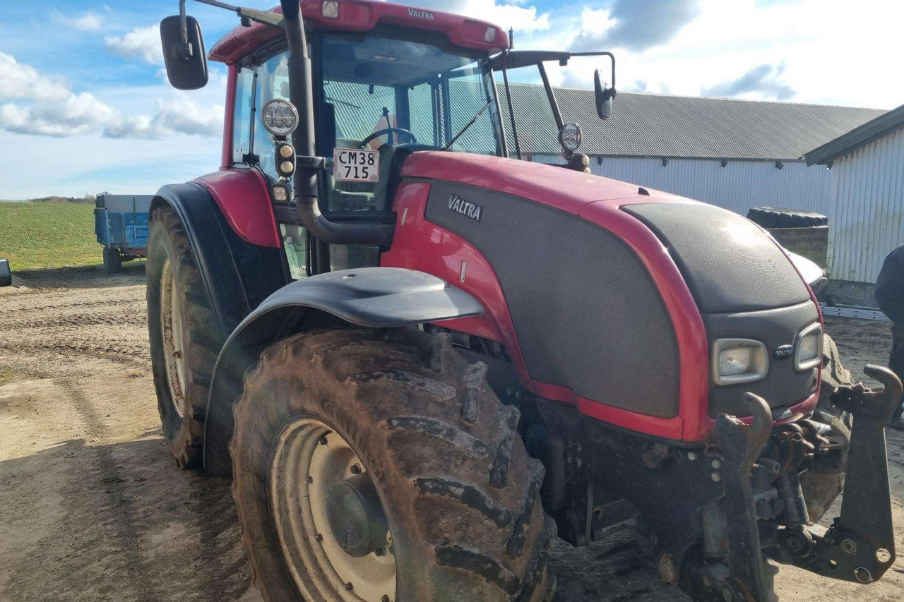 Valtra T190 - جرار: صورة 2 Valtra T190 - جرار: صورة 2