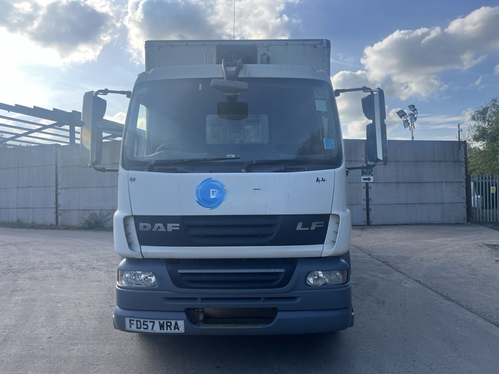 Daf 55LF 220 4x2 Box Van - شاحنة مغلقة الصندوق: صورة 3 Daf 55LF 220 4x2 Box Van - شاحنة مغلقة الصندوق: صورة 3