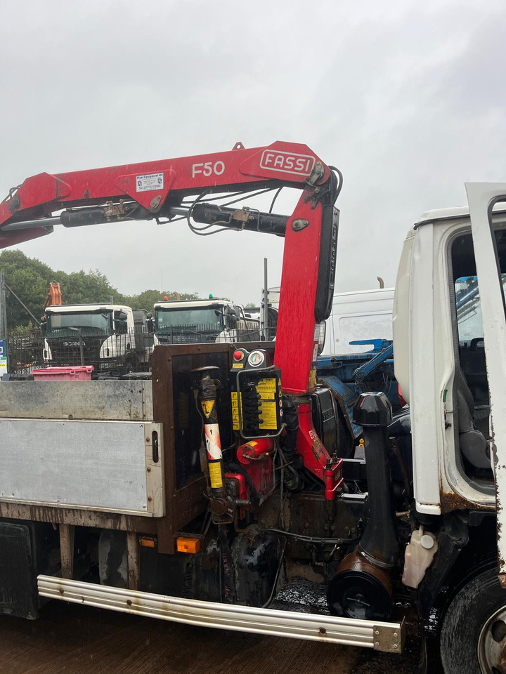 Isuzu NQR 70 - شاحنات مسطحة, شاحنة كرين: صورة 3 Isuzu NQR 70 - شاحنات مسطحة, شاحنة كرين: صورة 3