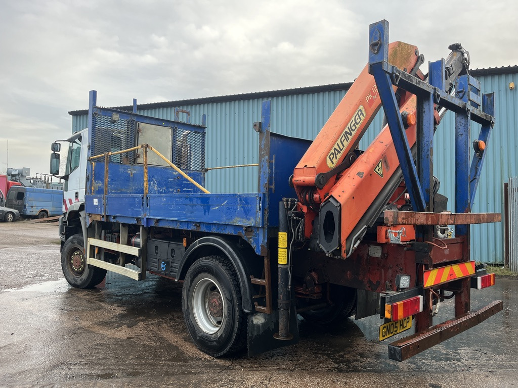 Iveco EuroTrakker 180E27 4x4 Rigid - شاحنات مسطحة: صورة 4 Iveco EuroTrakker 180E27 4x4 Rigid - شاحنات مسطحة: صورة 4