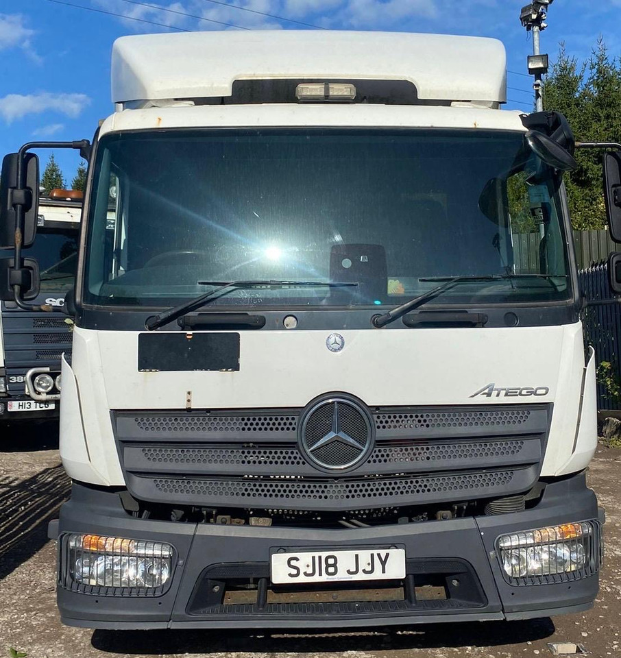 Mercedes Atego 816 - شاحنة مقفلة: صورة 2 Mercedes Atego 816 - شاحنة مقفلة: صورة 2