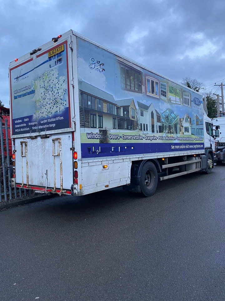 Scania P230 4x2 - شاحنة مغلقة الصندوق: صورة 3 Scania P230 4x2 - شاحنة مغلقة الصندوق: صورة 3